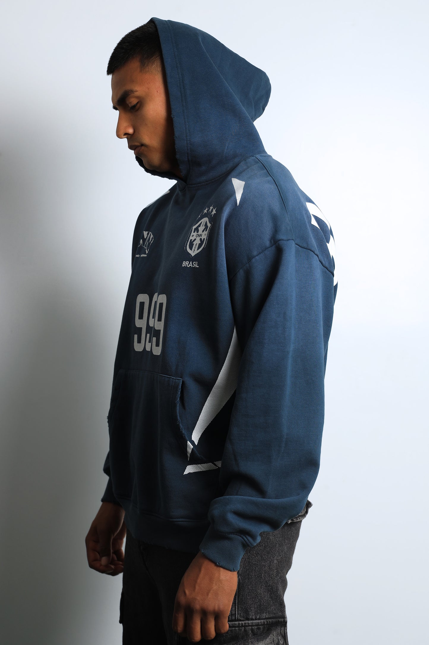 999 BRAZIL SUNDRY DISTRESSED NAVY HOODIE