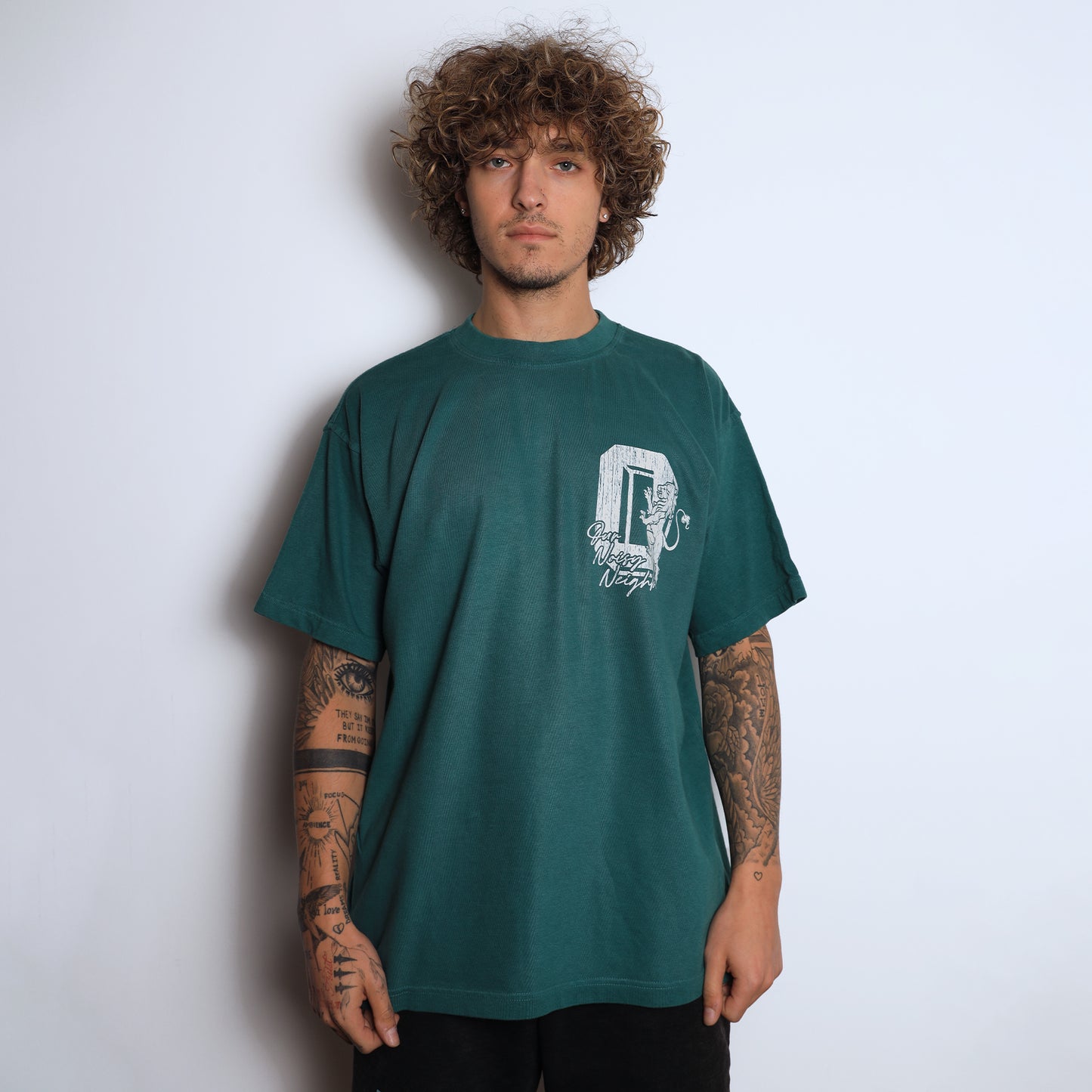 "O" LION TEE
