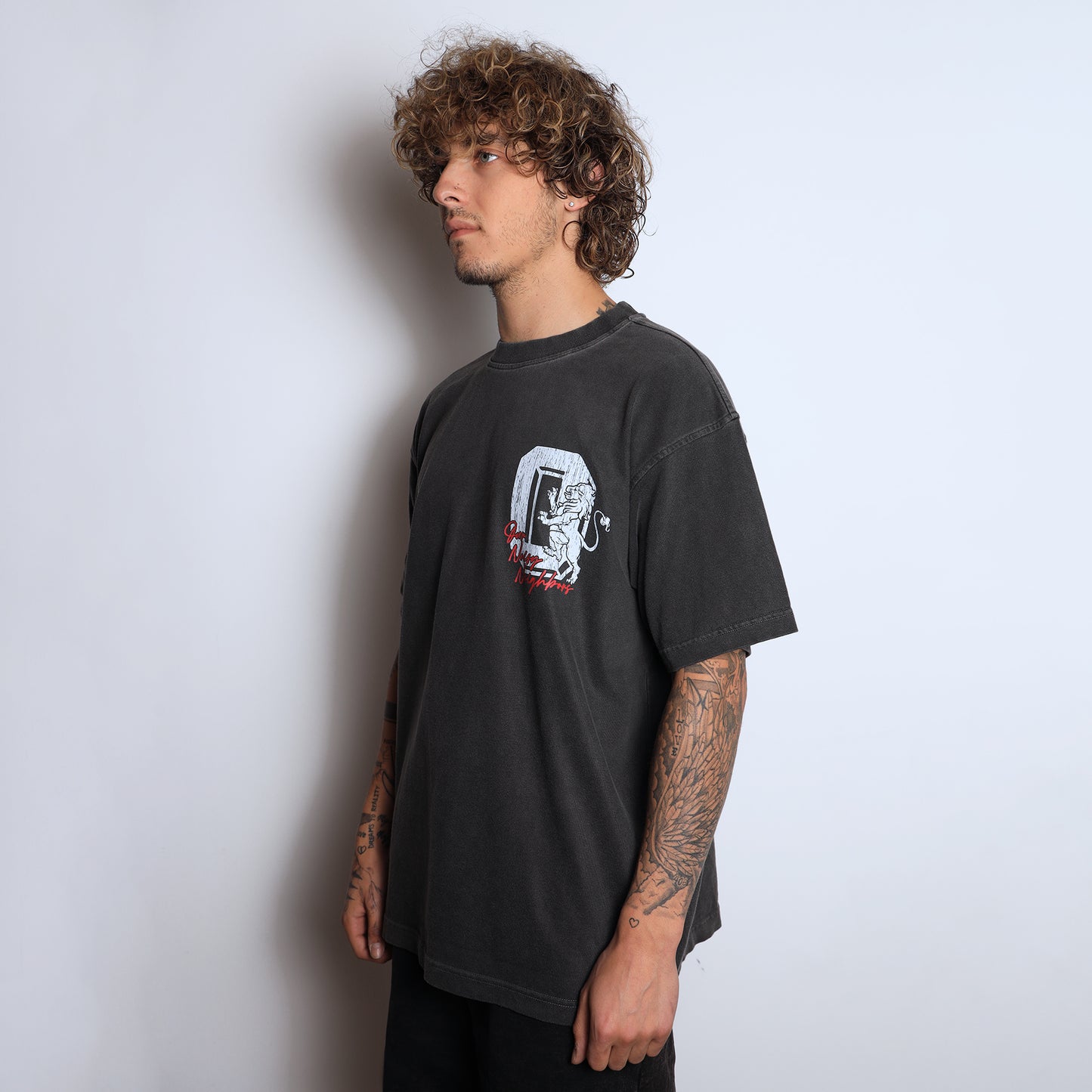 CAMISETA LEÓN "O"