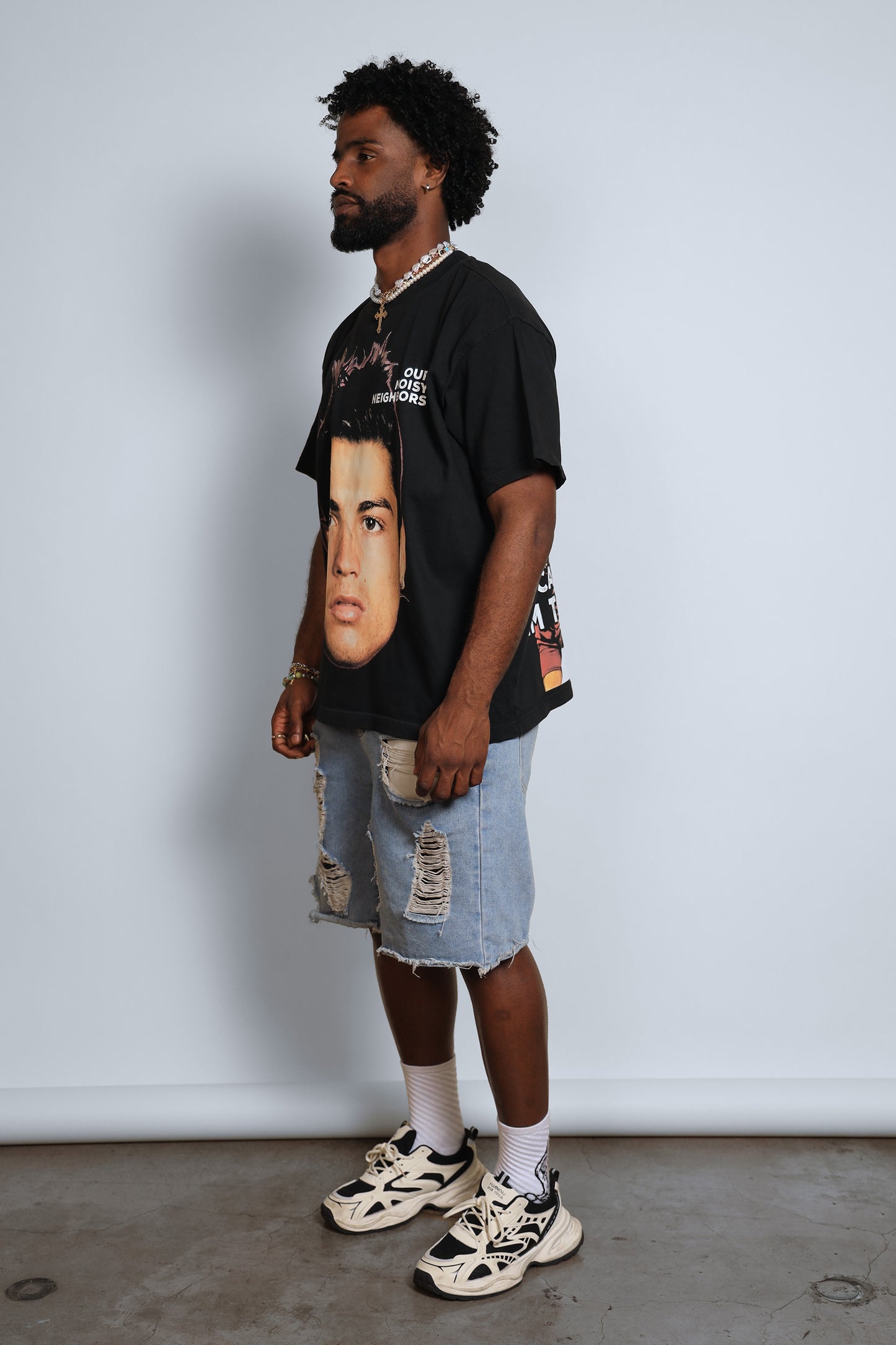 CR BOX BLACK TEE