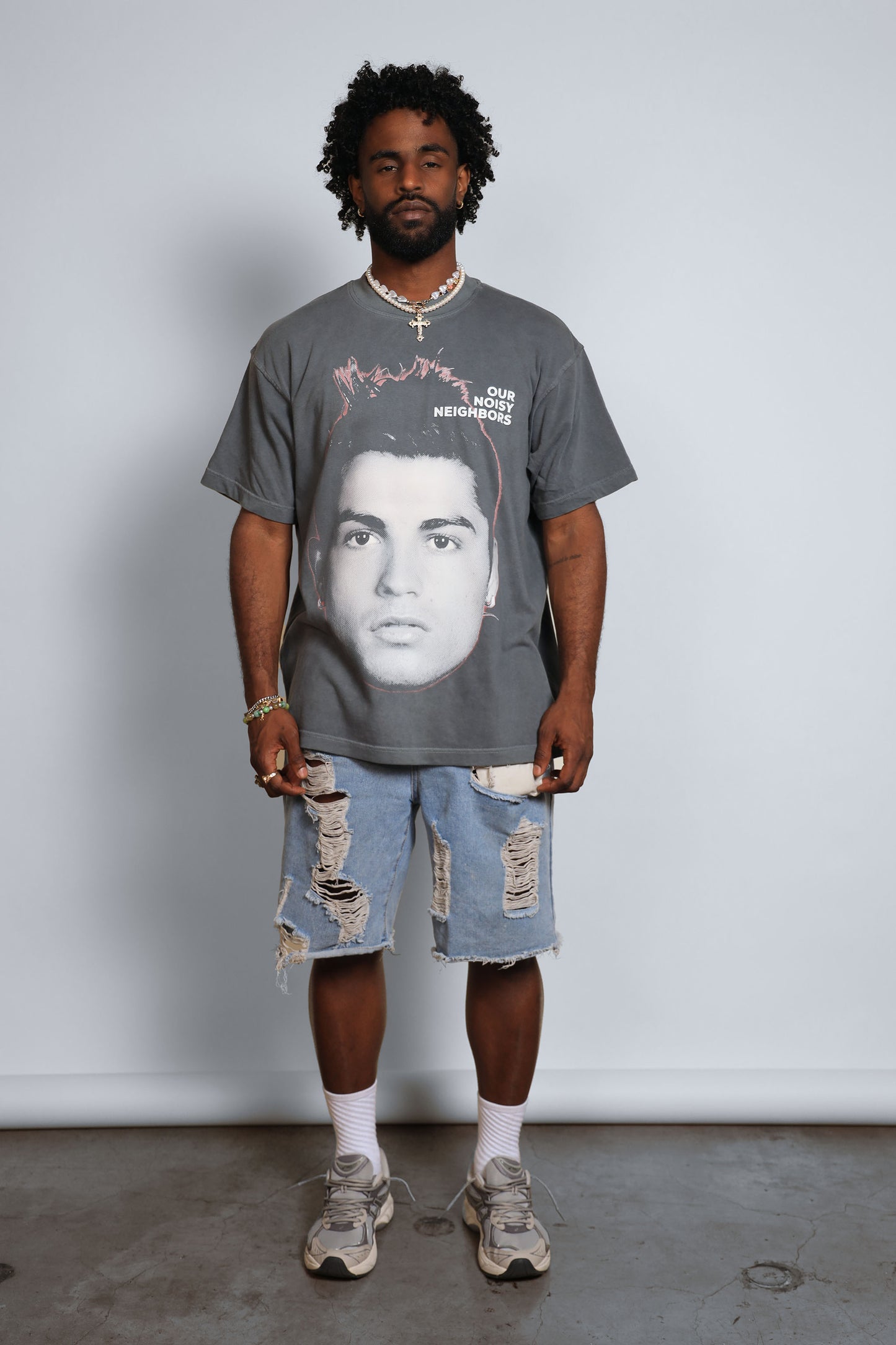 CR BOX CONCRETE GREY TEE