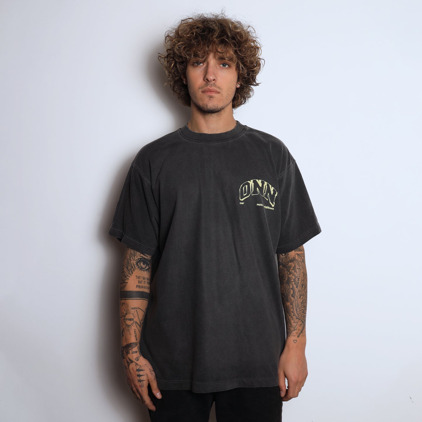 KICK BOX TEE