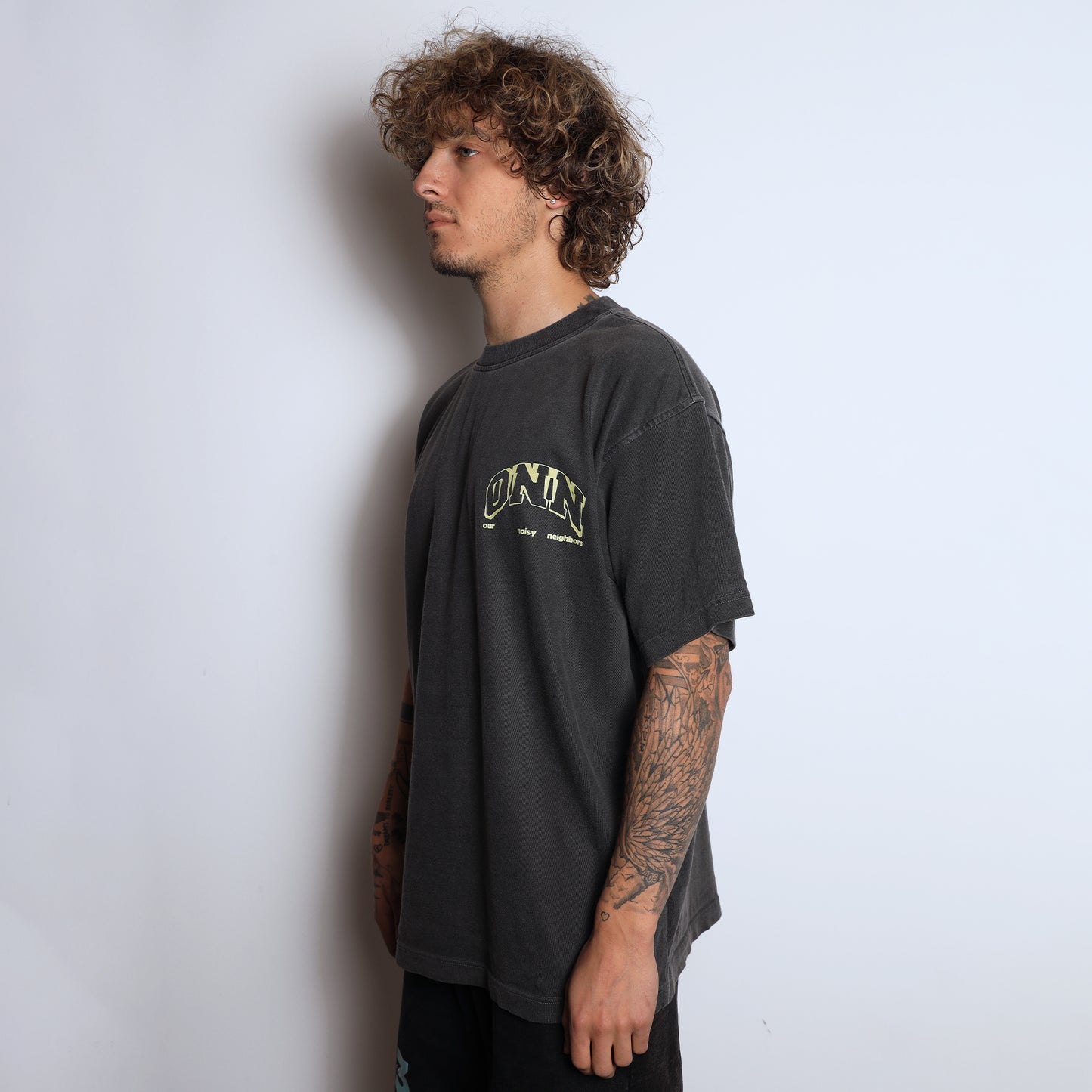 KICK BOX TEE