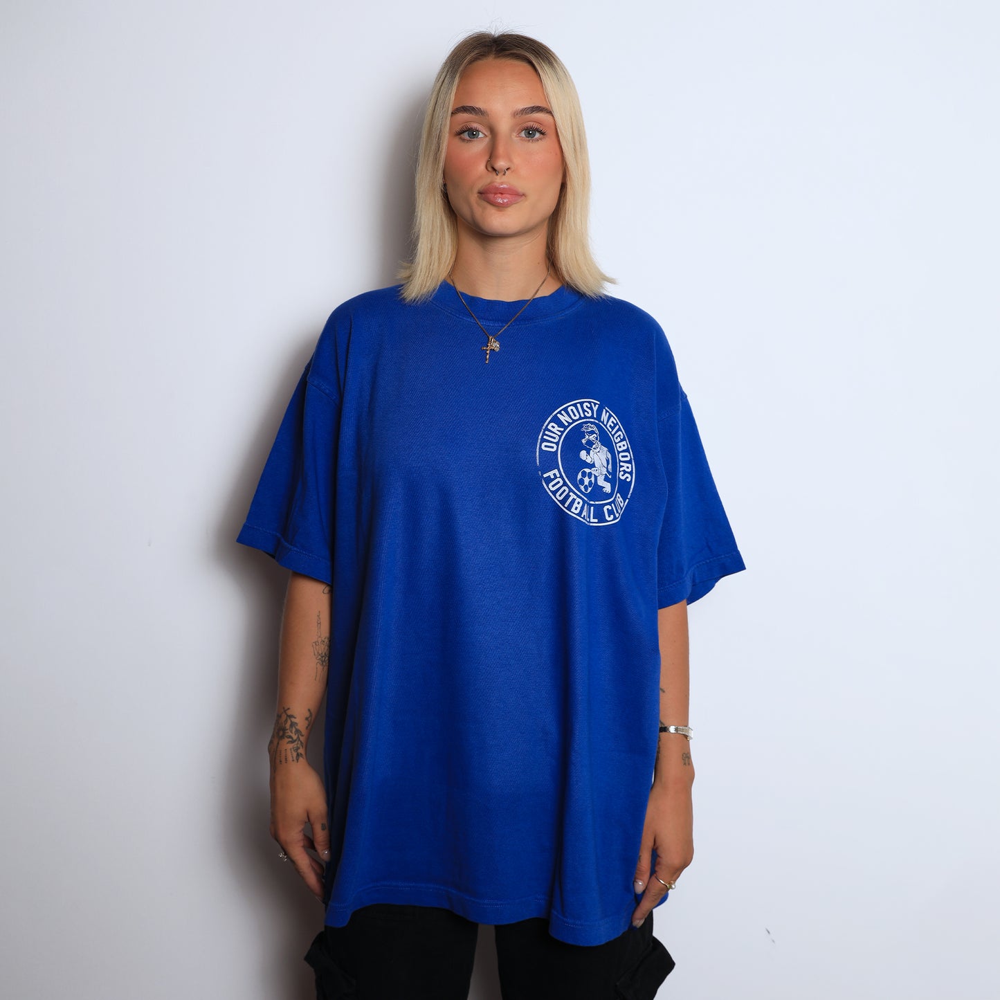 CAMISETA CON CAJA DEL ONN FC