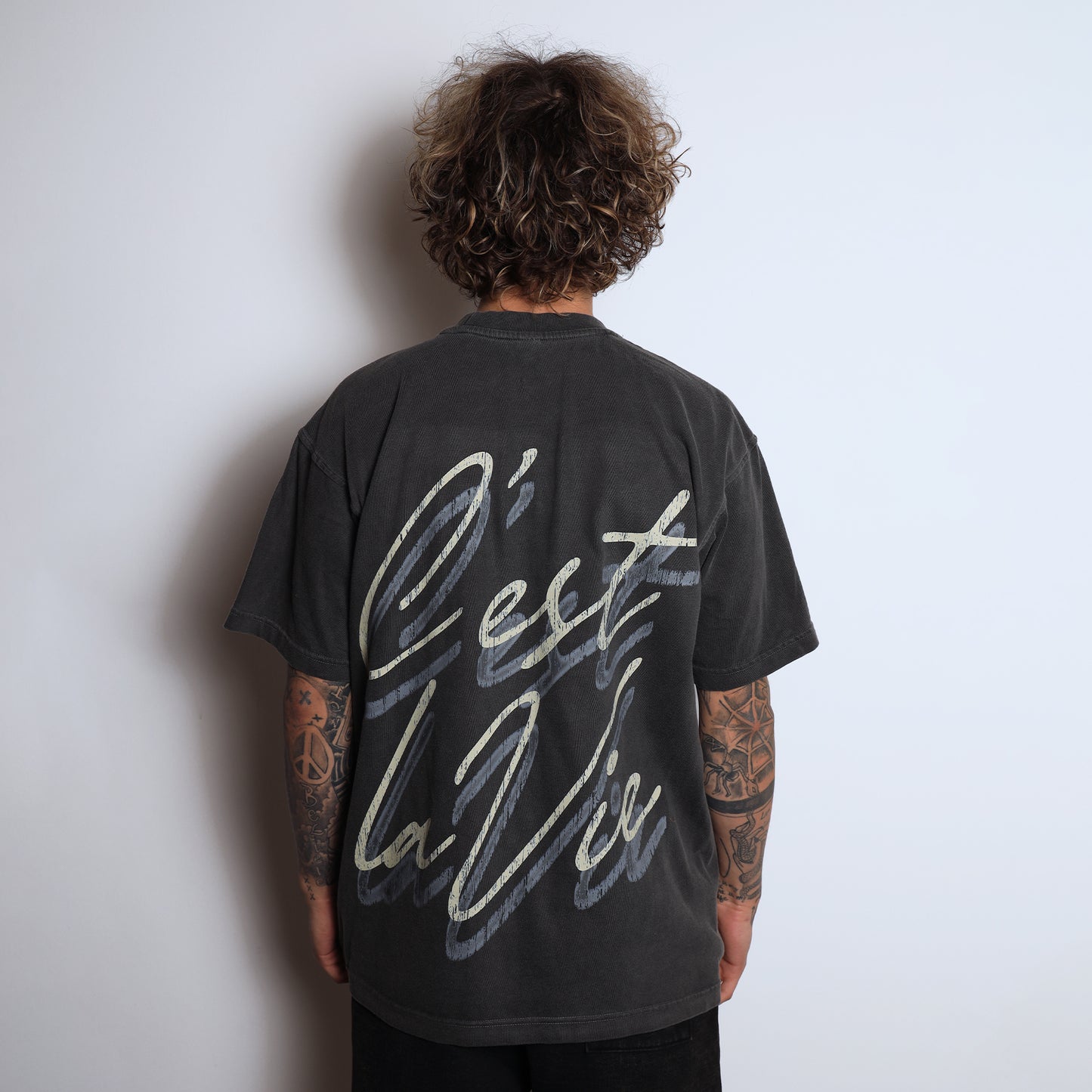 C'EST LA VIE BOX TEE