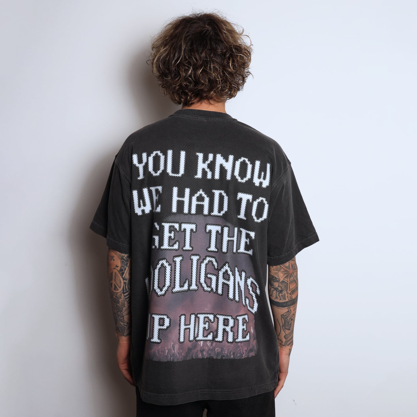 HOOLIGANS BOX TEE